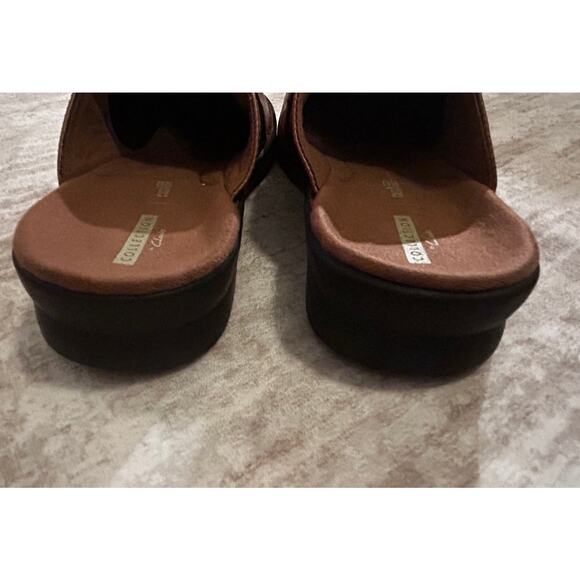 Clarks Unstructured Brown Women's Casual Slip-on Clog Style Shoes - Picture 6 of 10